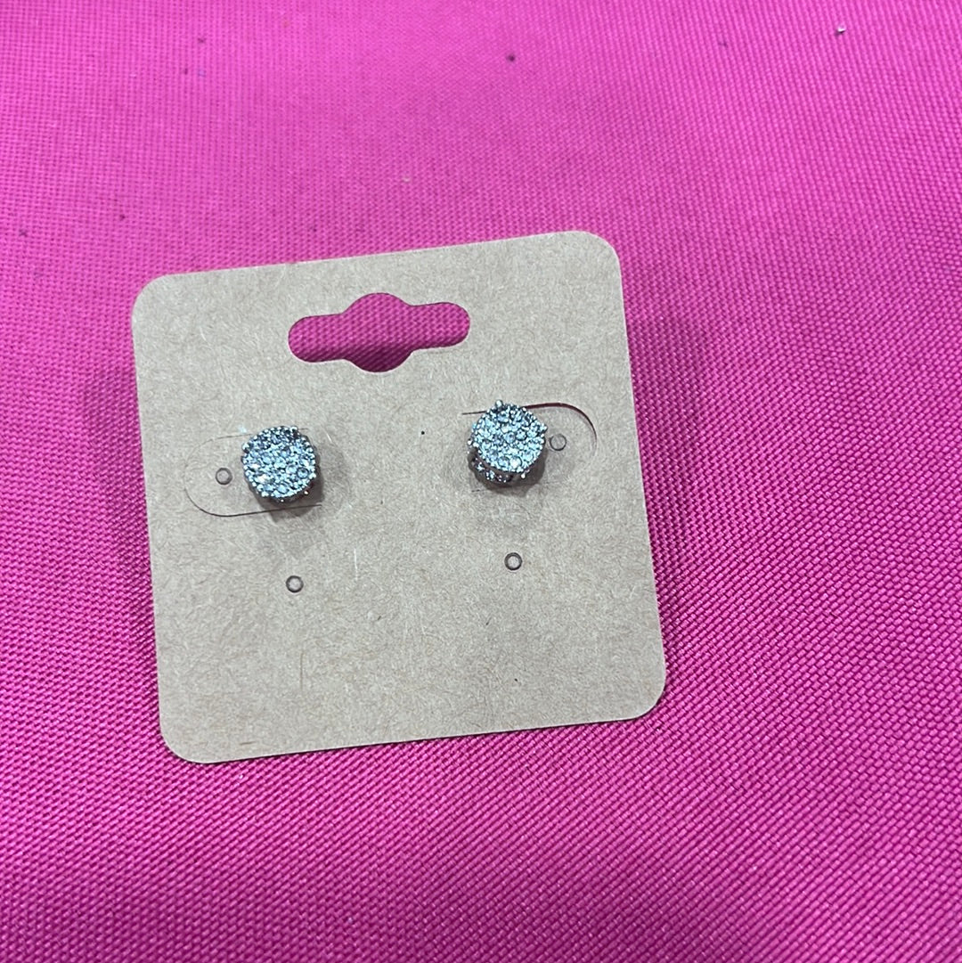 Rhinestone stud earrings