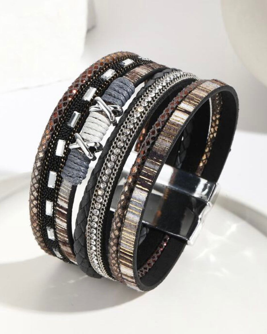 Boho wrapped magnetic bracelet