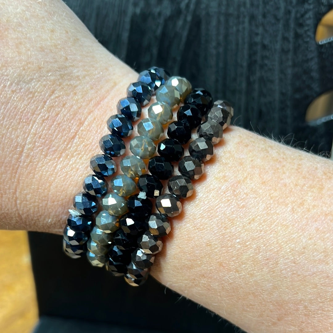 Black bead stack